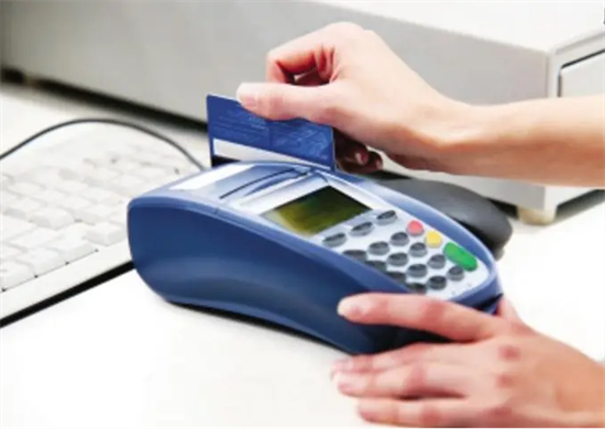 信用卡突然降额多数因为选错POS机刷卡-图3