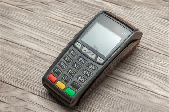 自已的POS机可以刷本人的信用卡吗？-图1